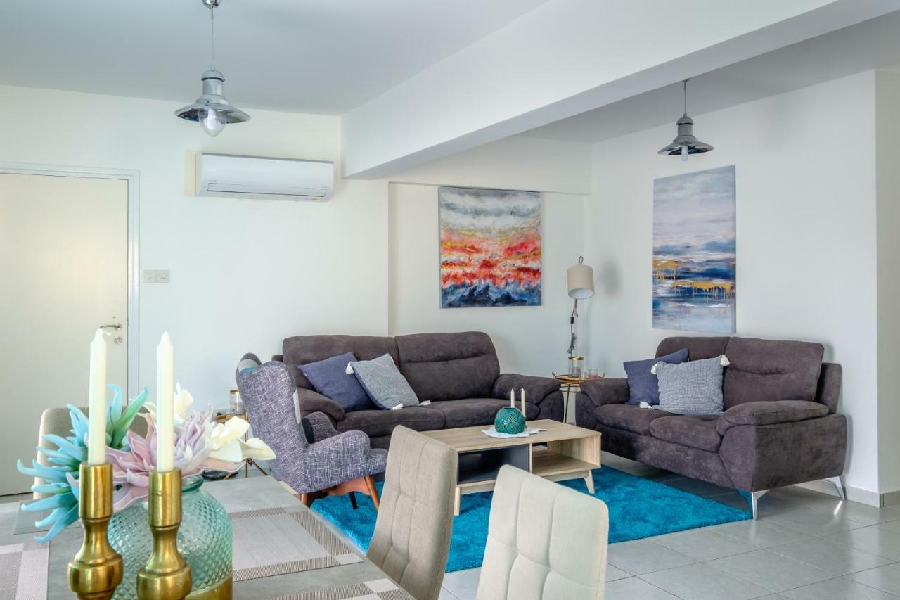 The Coral Penthouse Daire Larnaca Dış mekan fotoğraf