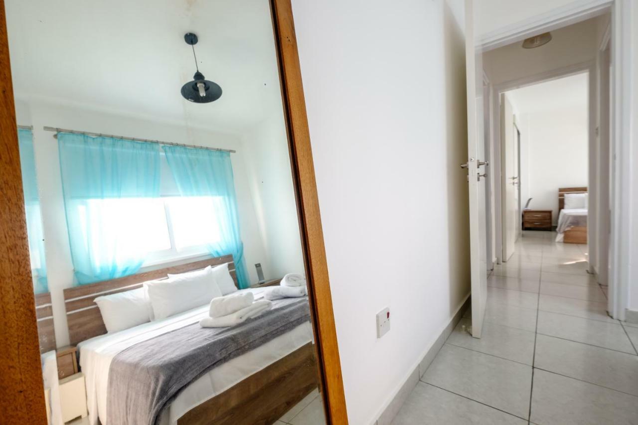 The Coral Penthouse Daire Larnaca Dış mekan fotoğraf